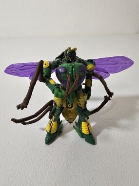 Hasbro Transformers Waspinator Wasp Action Figure Green/Purple/Yellow/Black